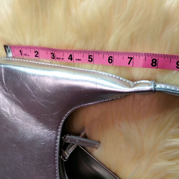 Metallic Silver Handbag - Picture 4 of 4